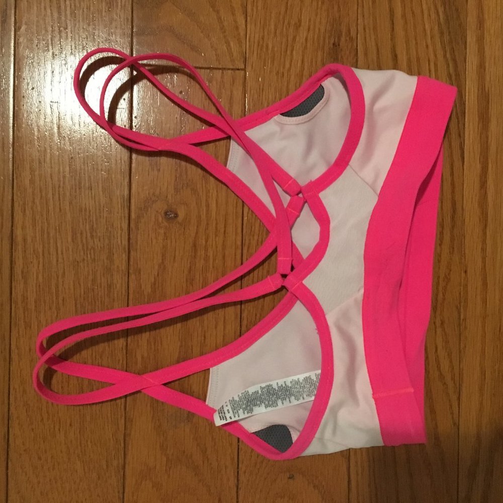 Pink Nike Set - Picture 2 of 7